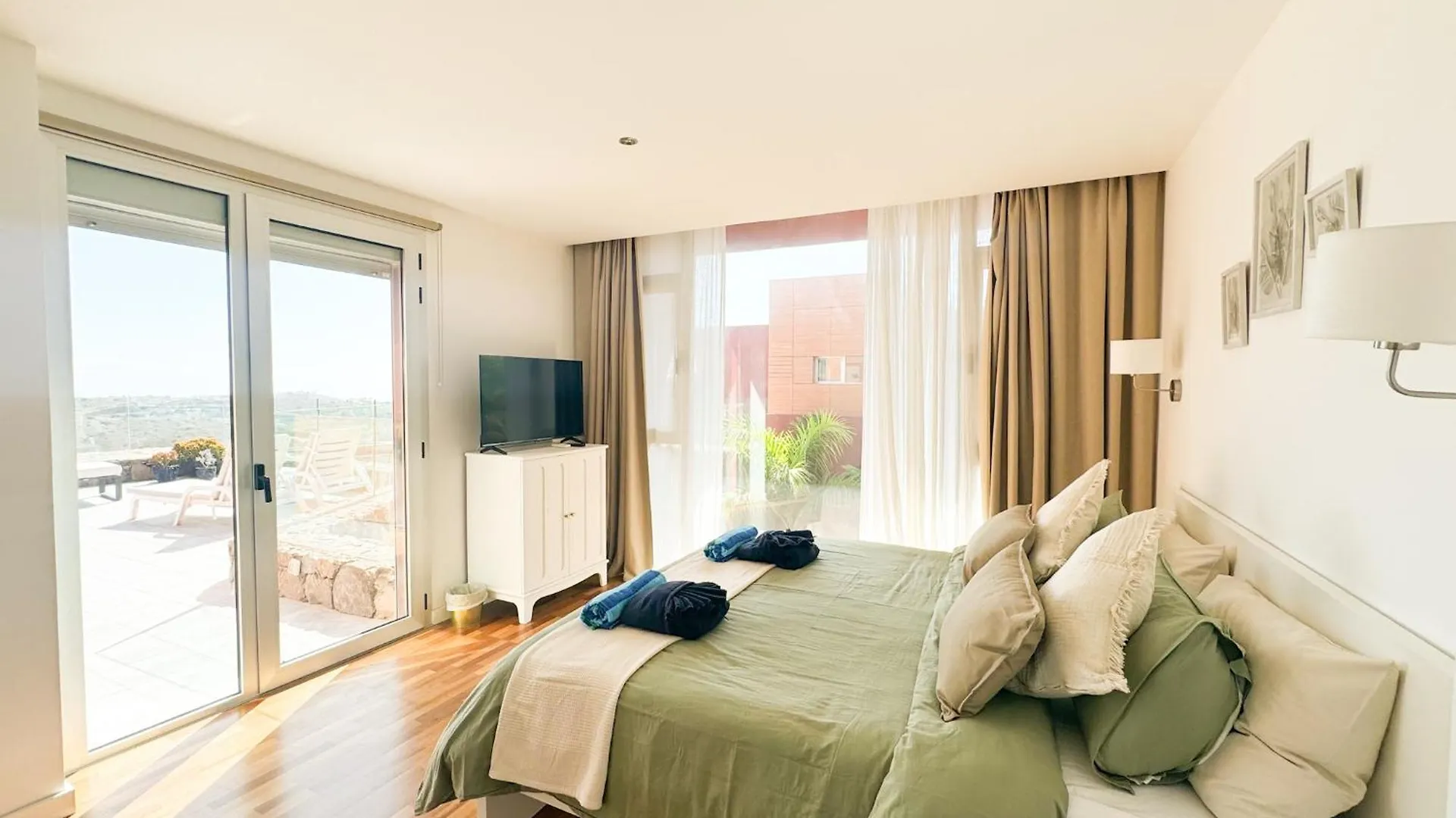 Green Villa The Canarian Garden By Tenpropertiesgc Las Palmas de Gran Canaria